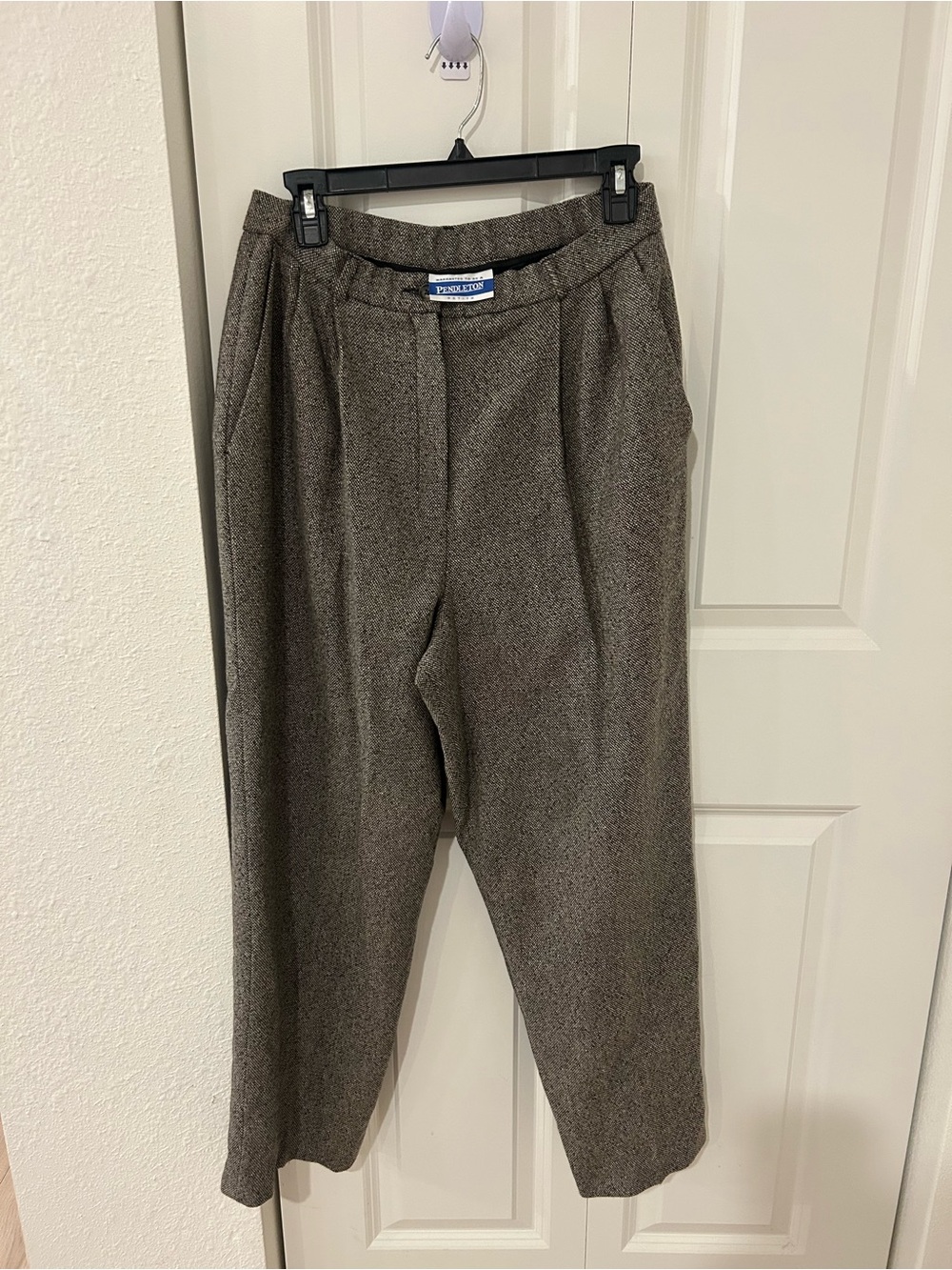 Vintage Pendleton Wool Pleated Trousers Brown Tweed High Rise 31” Waist